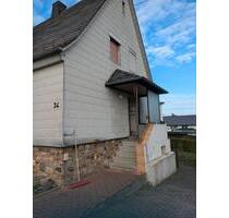 Haus in Ransbach-Baumbach - 180.000,00 EUR Kaufpreis, ca.  120,00 m² in Ransbach-Baumbach (PLZ: 56235)