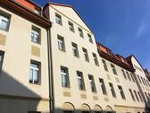 Foto - Altbaucharme nach Komplettsanierung - Wohnung mit Badewanne, Stellplatz UND Garten