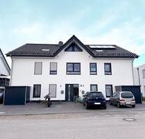 Lichtdurchflutete Erdgeschosswohnung mit separatem Eingang - Enger