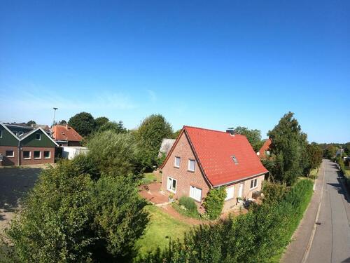 Foto - Charmantes Einfamilienhaus mit großem Grundstück in ruhiger Lage