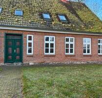 3 Zimmer Wohnung in 18317 Saal Pfarrhaus Erdgeschoß - Ribnitz-Damgarten