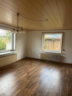 Foto - Geräumige 3 Zimmer Wohnung inkl. kl. Garten