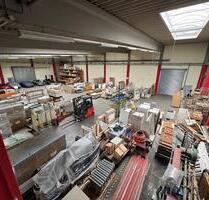 Lagerhalle im Gewerbegebiet Saal an der Donau direkt an der B16