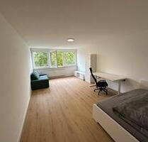 Top Lage Erlangen-Bruck| Möblierte 1,5 Wohnung mit Balkon und Auf