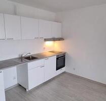 Schöne zentrale Wohnung inkl. Küche, Balkon u. Aufzug - Mönchengladbach West