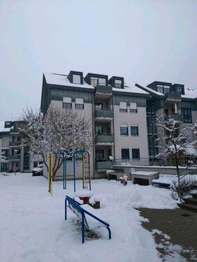 Foto - 4 - Zimmer Eigentumswohnung - 270.000,00&nbsp;EUR Kaufpreis, ca.&nbsp; 88,00&nbsp;m&sup2;