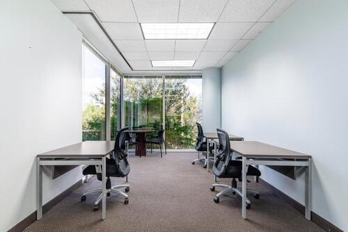 Foto - Privater Büroraum für 3 Personen in Regus Puschkinplatz