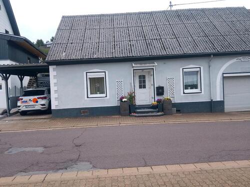 Foto - kleines Einfamilienhaus - 95.000,00&nbsp;EUR Kaufpreis, ca.&nbsp; 95,00&nbsp;m&sup2;