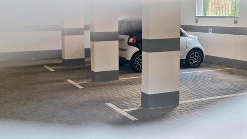 Foto - Tiefgaragenstellplatz zu vermieten