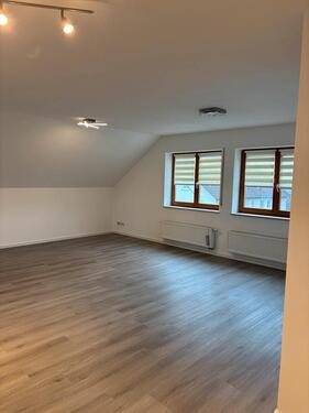 Foto - 3- Zimmer Wohnung mit Balkon - 1.100,00&nbsp;EUR Kaltmiete, ca.&nbsp; 110,00&nbsp;m&sup2;