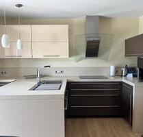 Moderne 4-Zimmer Wohnung, komplett möbliert - Rieden