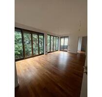 Helle 2,5 Zimmer Wohnung in Solln - Ottobrunn