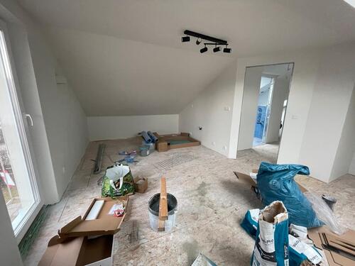 Foto - Möbliertes Zimmer im Obergeschoss – Nähe Bahnhof Brückmühl