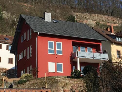 Foto - Haus mit Garten und Mainblick beim „Sonnenweg“ an den Klingenberger Weinterrassen ab 01.01.2026