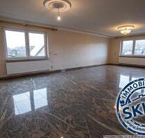 Helle 4-Zimmer-Wohnung mit Balkon und Garage in Aussichtslage von Oberzissen - Weißenthurm