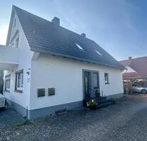 Saniertes Ein bzw Zweifamilienhaus in Ofenerdiek - Oldenburg Etzhorn