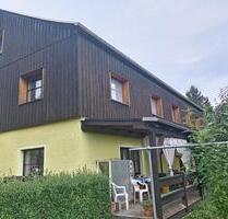 Mehrfamilienhaus zu verkaufen - 225.000,00 EUR Kaufpreis, ca.  380,00 m² in Crottendorf (PLZ: 09474)