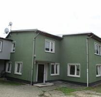 3-Raum-Wohnung mit altengerechtem Duschbad, 2-Fam.Haus, 2. Reihe - Naumburg (Saale)