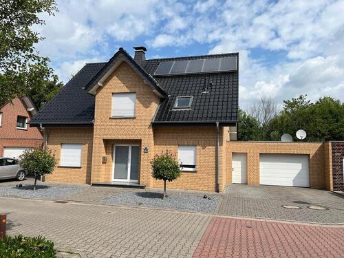 Foto - Einfamilienhaus mit Garten zu verkaufen.