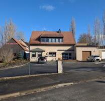 Geräumige Erdgeschosswohnung mit großem Garten und Garage - Goslar