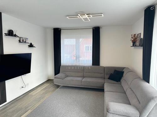 Foto - Moderne Obergeschosswohnung mit Balkon in Leer-Heisfelde!