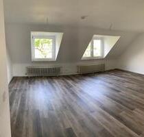 Helle 3-Zimmer-Maisonettewohnung in Köln Mülheim Helle 3-Zimmer-Maisonettewohnung in Köln Mülheim
