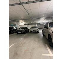 Tiefgaragenstellplatz (Einfahrtshöhe max. 200 cm); Wo.-u.Gesch.h - München Sendling-Westpark