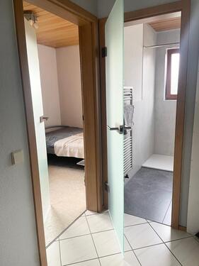 Foto - Zimmer mit eigener DUWC zu vermieten