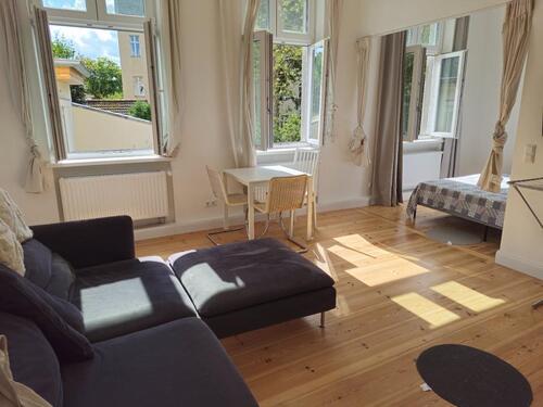 Foto - 1.5-Zimmer Bright-Fully Furnished Apartment for Rent, Zehlendorf