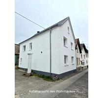 Großes Anwesen: Wohnhaus mit Baugrundstück. Wiese zur Pacht mögl. - Mommenheim