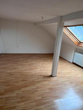 Foto - 1 ZKB Dachgeschoss Wohnung Diefflen