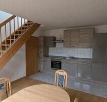 Schöne 3 Zimmer Maisonette Wohnung mit EBK - Waldenburg