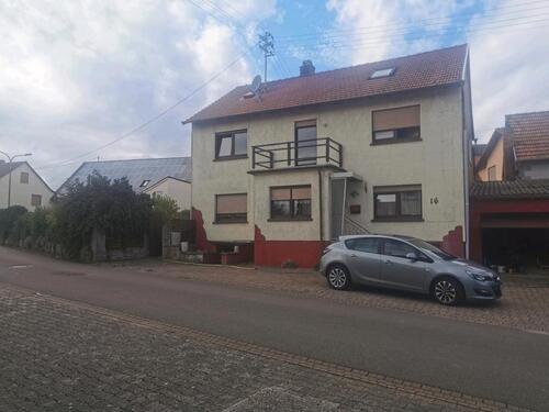 Foto - Einfamilienhaus - 150.000,00 EUR Kaufpreis, ca.  150,00 m²