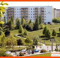 Sanierte 4-Raum-Wohnung Aufzug Bad mit Wanne Balkon mit Blick ins Grüne - Gera Bieblach-Ost
