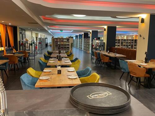 Foto - Kommern, Top Gewerbefläche, viels.nutzbar, ebenerdig, Parkplätze