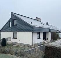 Freistehendes Einfamilienhaus mit großem Garten - Oettingen in Bayern