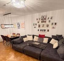 3 Zi.-Whg., Einbauküche, Balkon, Bergblick, Aufzug, Einzelgarage - Rosenheim Aising