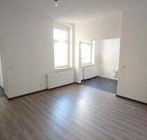 zentral gelegene 1,5 Zimmer Wohnung, frisch renoviert - Bernburg (Saale)
