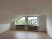 Foto - 4-Zimmer-Wohnung im 2-Familienhaus zu vermieten in der 1. Etage