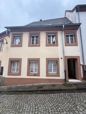 Foto - Einfamilienhaus mit Keller - 95.000,00&nbsp;EUR Kaufpreis, ca.&nbsp; 115,00&nbsp;m&sup2;