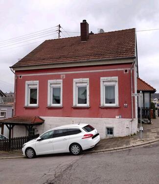 Foto - Freistehendes Einfamilienhaus mit ELW in Friedrichsthal