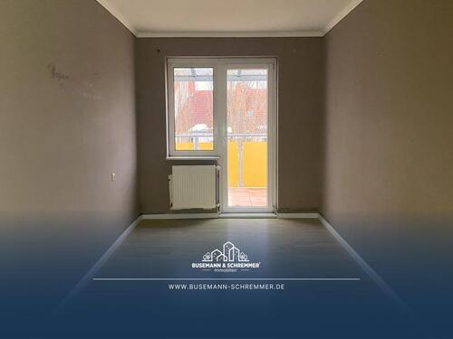 Foto - Helle 2-Zimmer Wohnung mit Badewanne und Balkon in begehrter Südstadtlage