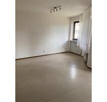 Helle 1,5 Zimmer Wohnung für Berufstätige - Traunreut Irsing