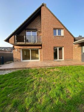 Foto - Lobberich-Einfamilienhaus oder Mehrgenerationen ruhig und seenah