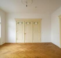 Frisch renoviert: Lichtdurchflutete 5-Zim.-Whg. im Paulusviertel - Halle (Saale) Frohe Zukunft