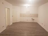 Foto - 2-Zimmer-Wohnung mit Terrasse, Stellplatz und barrierefreiem Zuga