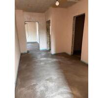 Erstbezug nach Sanierung 2-Zimmer-Wohnung mit Balkon in Gütersloh