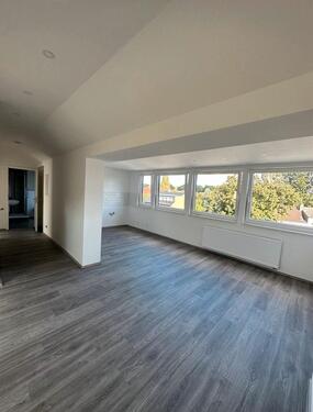 Foto - Schöne 3 Zimmer Dachgeschosswohnung