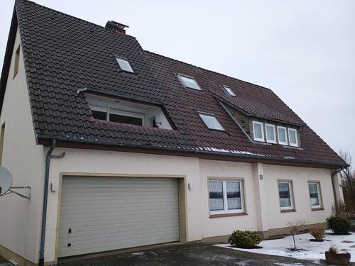 Foto - Vermietung eines gepflegten Zweifamilienhauses mit Garten