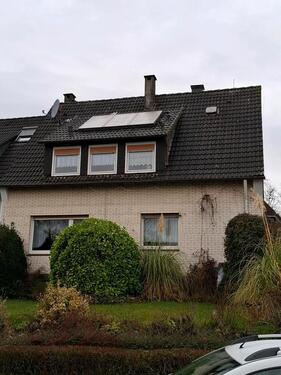 Foto - Einfamilienhaus mit Einliegerwohnung